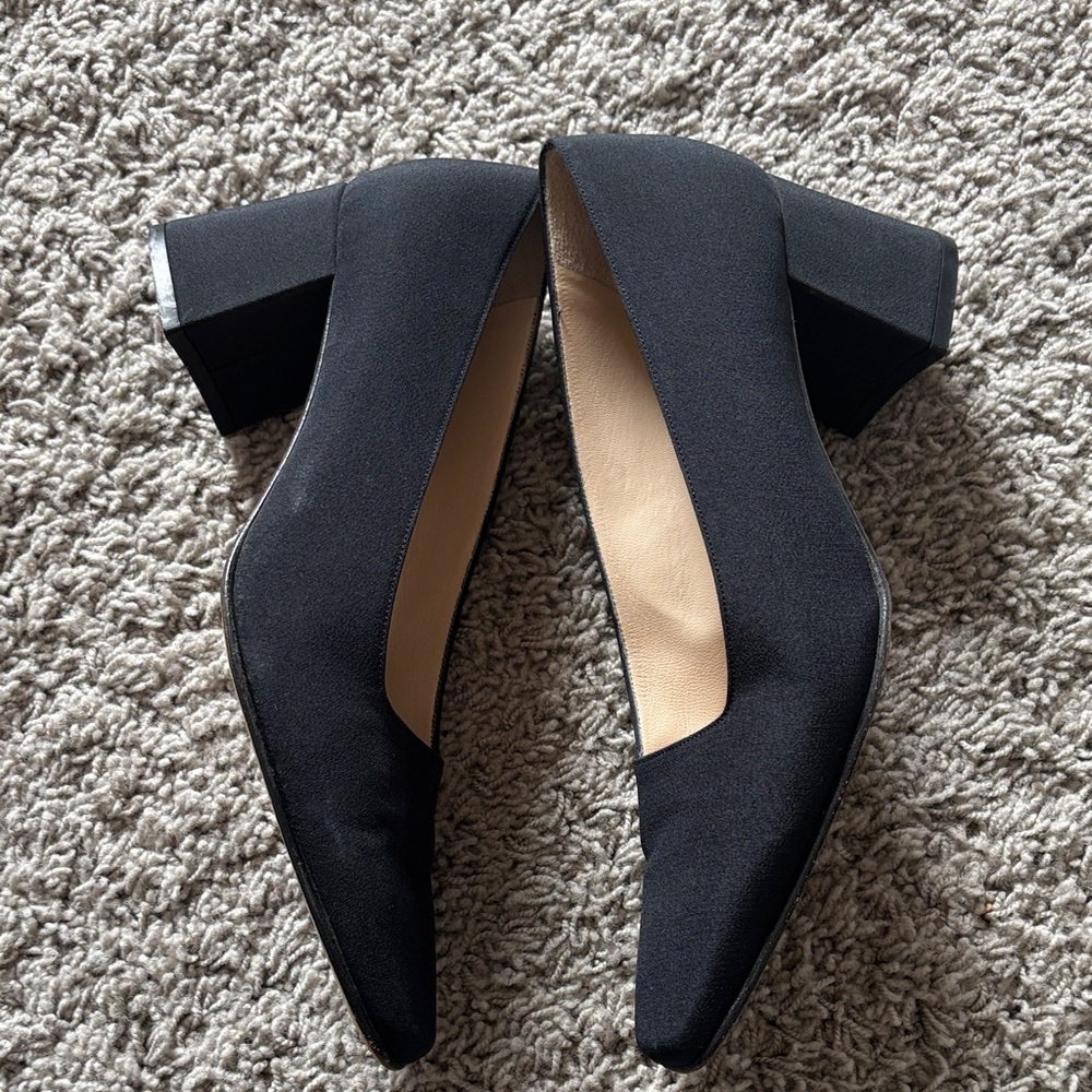 Anne Klein Black Square-Toe Mid Block Heel Pumps - Picture 6 of 13